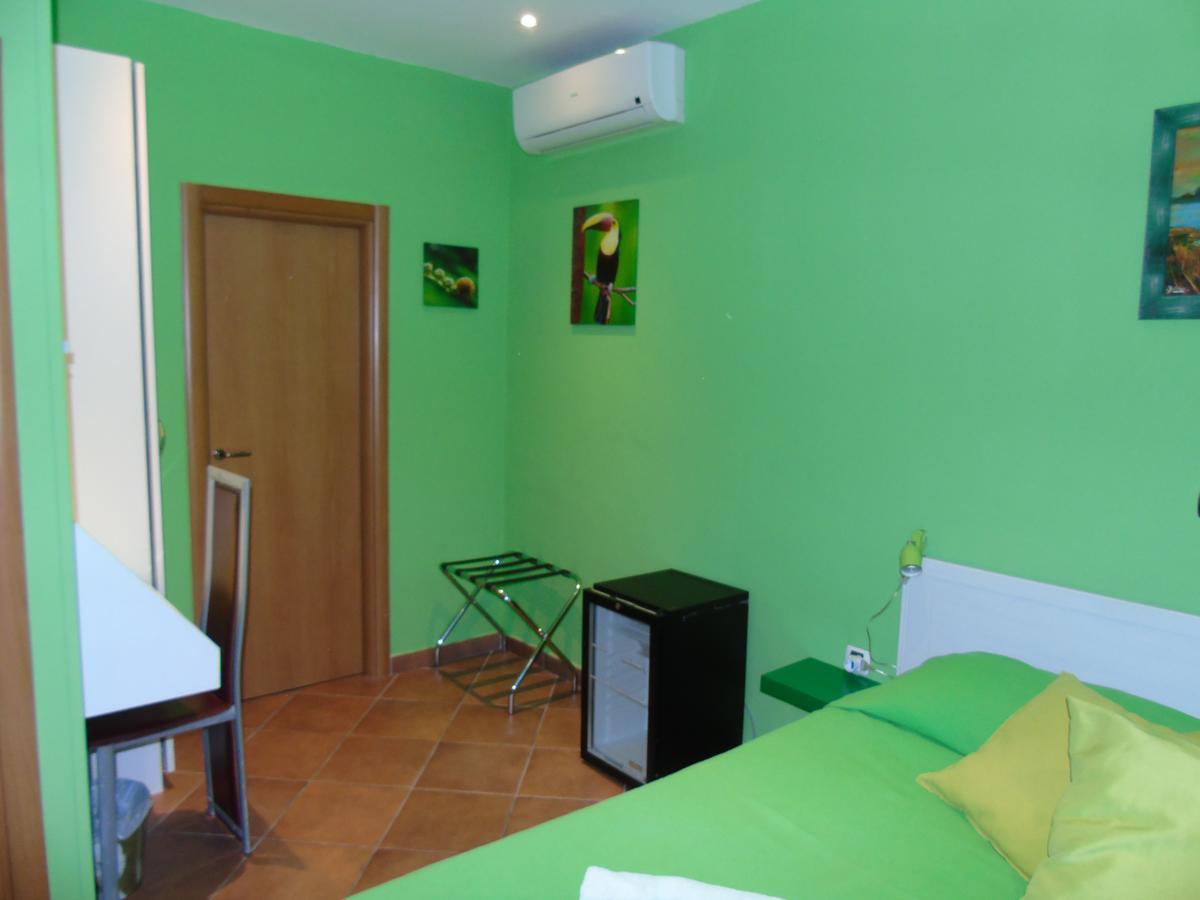 Hotel Rainbow Arma di Taggia Exterior photo